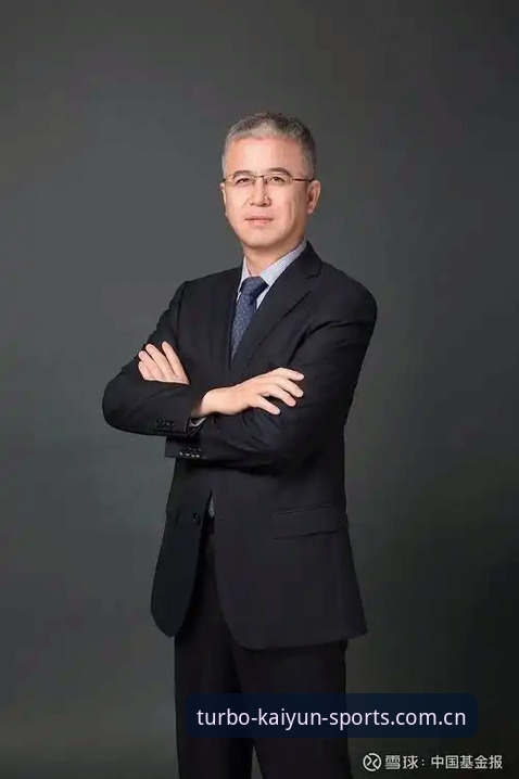 资深总监亲述管理困境：从拉比奥签约到更衣室斗殴的实战经验